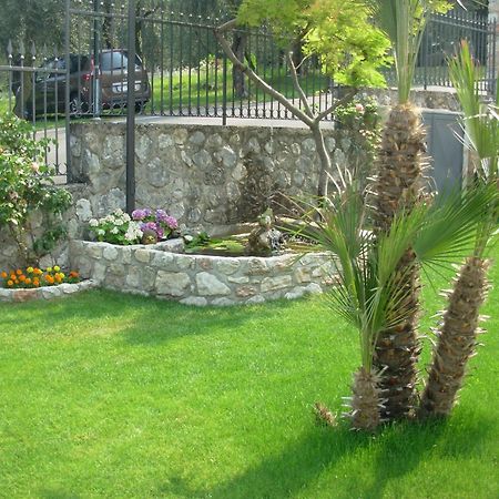 برنزوني سول جاردا Villa Due Leoni - Residence المظهر الخارجي الصورة