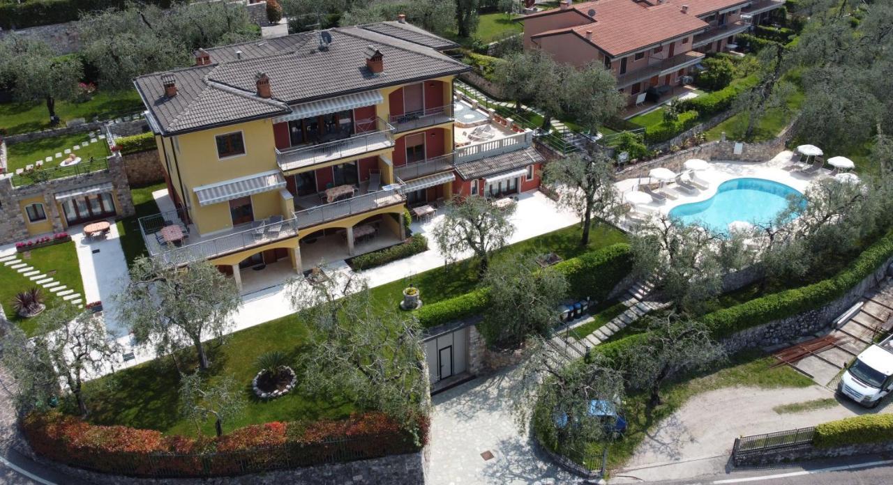 برنزوني سول جاردا Villa Due Leoni - Residence المظهر الخارجي الصورة